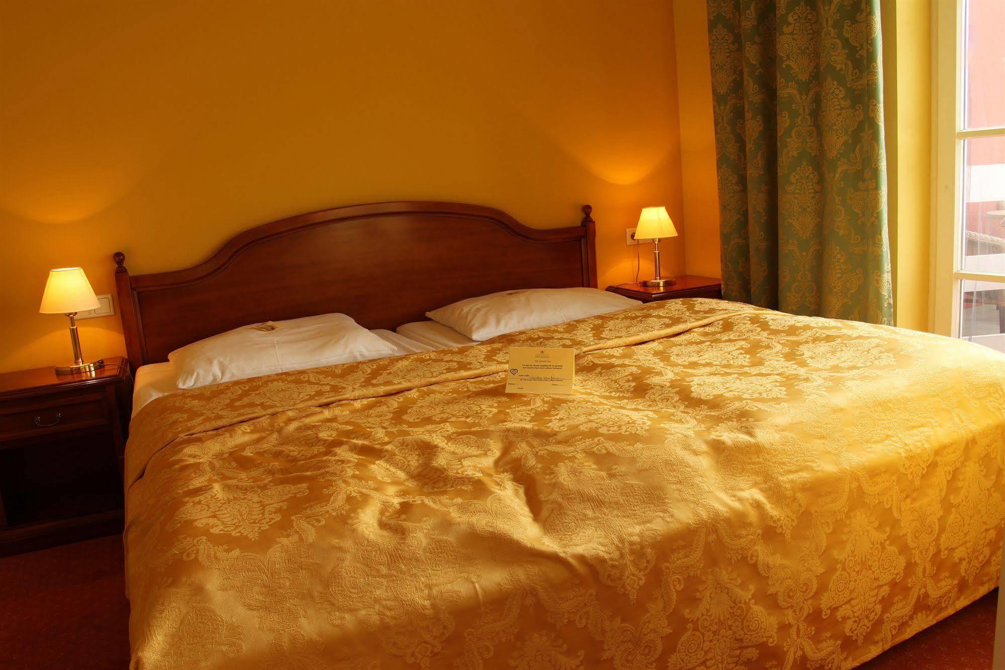 Strandhotel Deichgraf Graal-Mueritz Ngoại thất bức ảnh